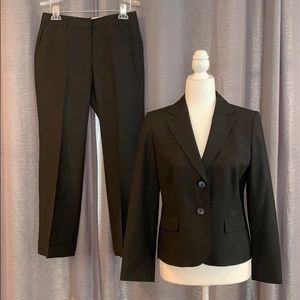Loft Jacket/Blazer & Pants Suit Black EUC 8P/6P